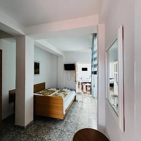 Guest house Romeo *